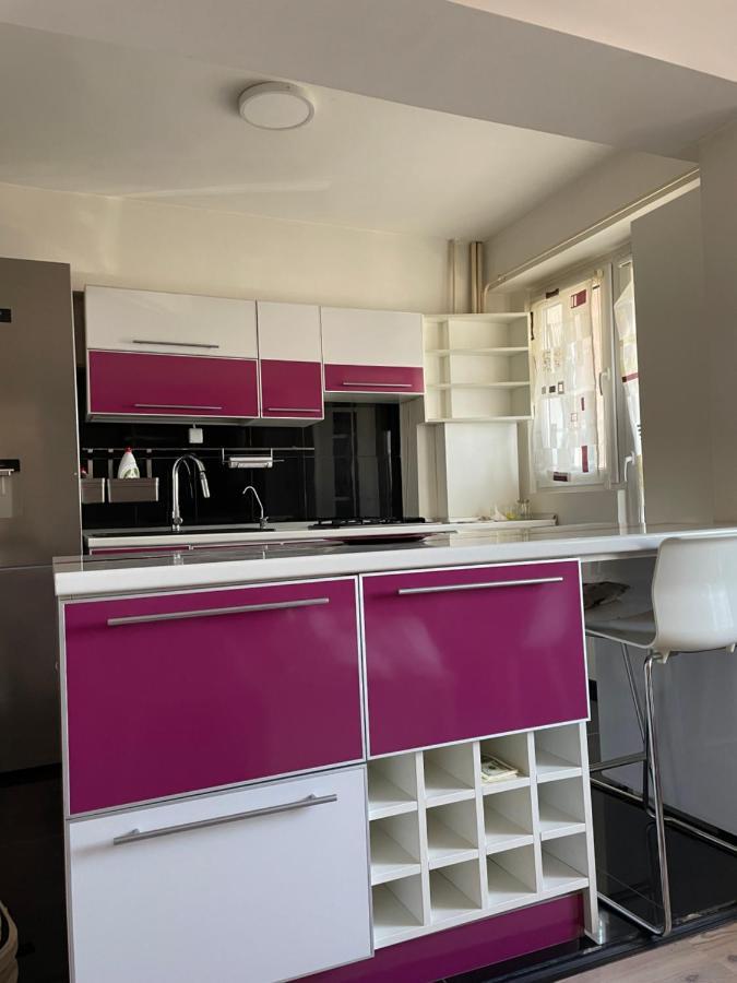 דירות Galaţi Apartament Cu 3 Dormitoare Jolie.M מראה חיצוני תמונה