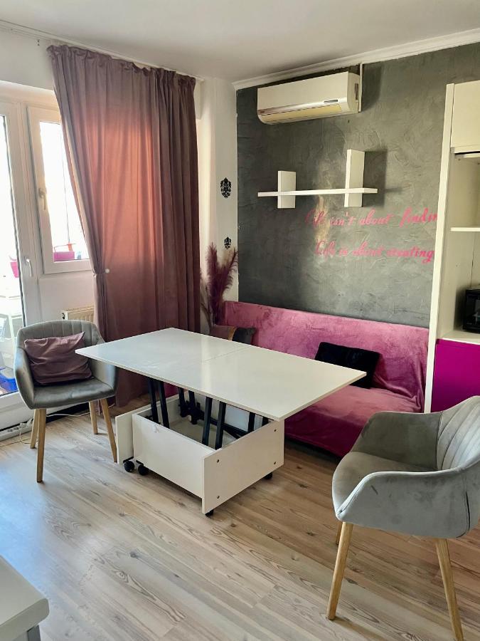 דירות Galaţi Apartament Cu 3 Dormitoare Jolie.M מראה חיצוני תמונה