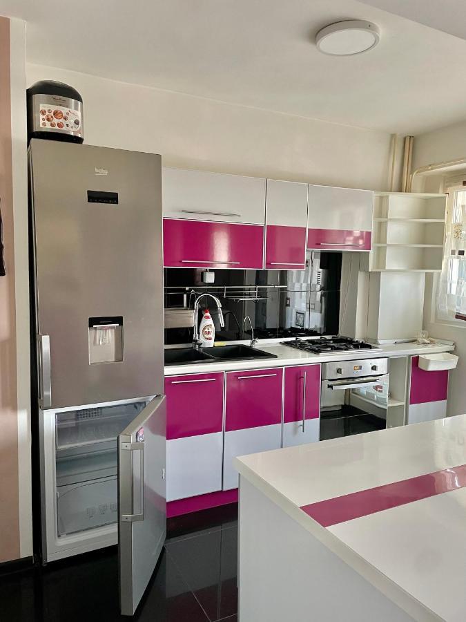 דירות Galaţi Apartament Cu 3 Dormitoare Jolie.M מראה חיצוני תמונה